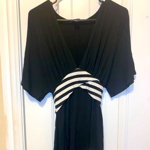White House black market wrap kimono dress size M